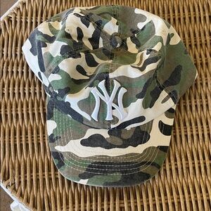 NY Budweiser Camouflage Cap